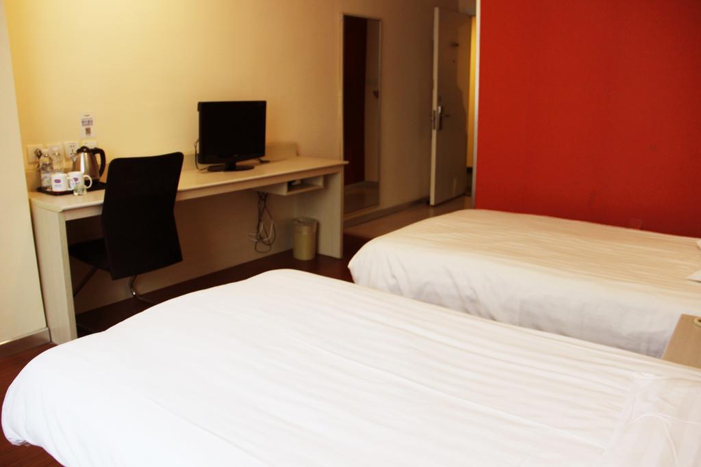 Hanting Hotel Shanghai Hongqiao Railway Station Huqingping Highway المظهر الخارجي الصورة